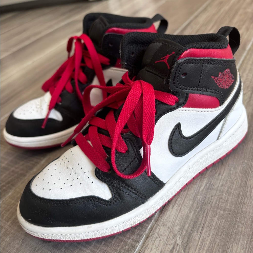 Nike Jordan’s Kids' Black and Red Sneakers- barely worn